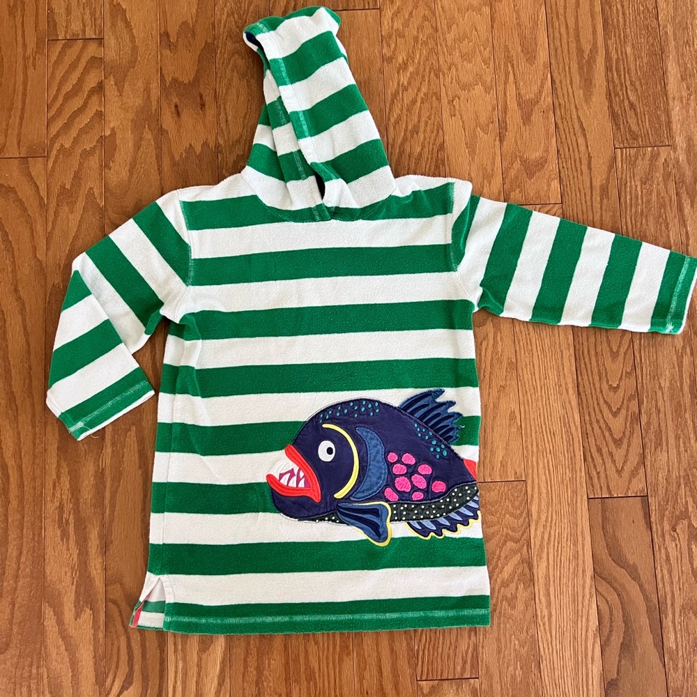 Mini Boden toweling terry cloth Hooded Tunic with Colorful Fish Appliqué